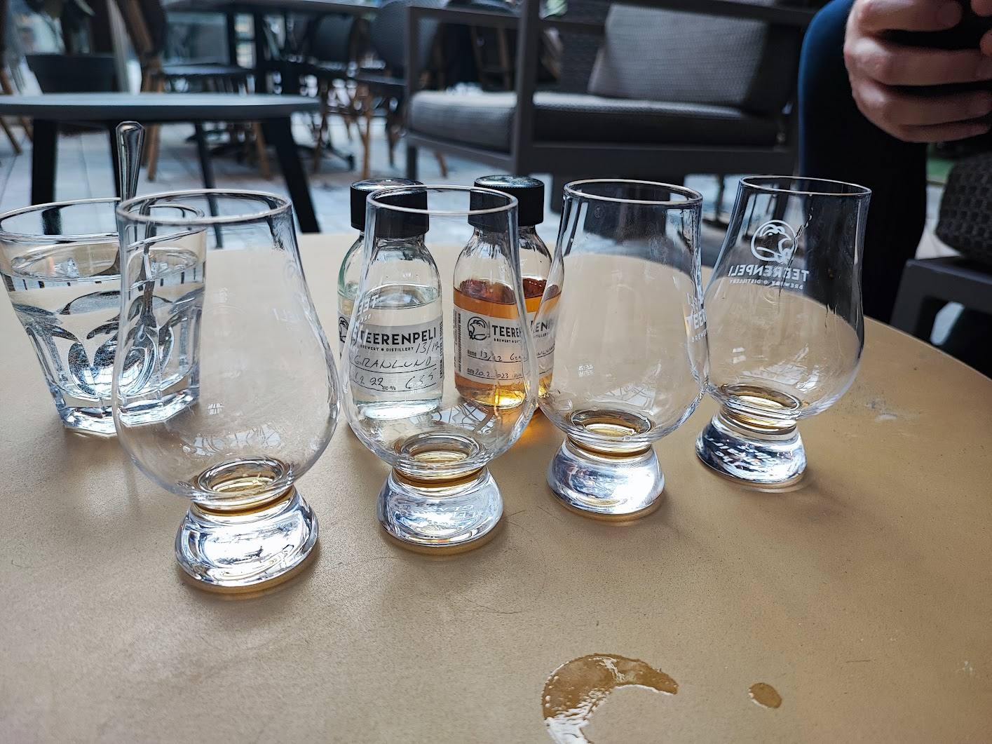 Tasting whisky sampled from my Teerenpeli cask