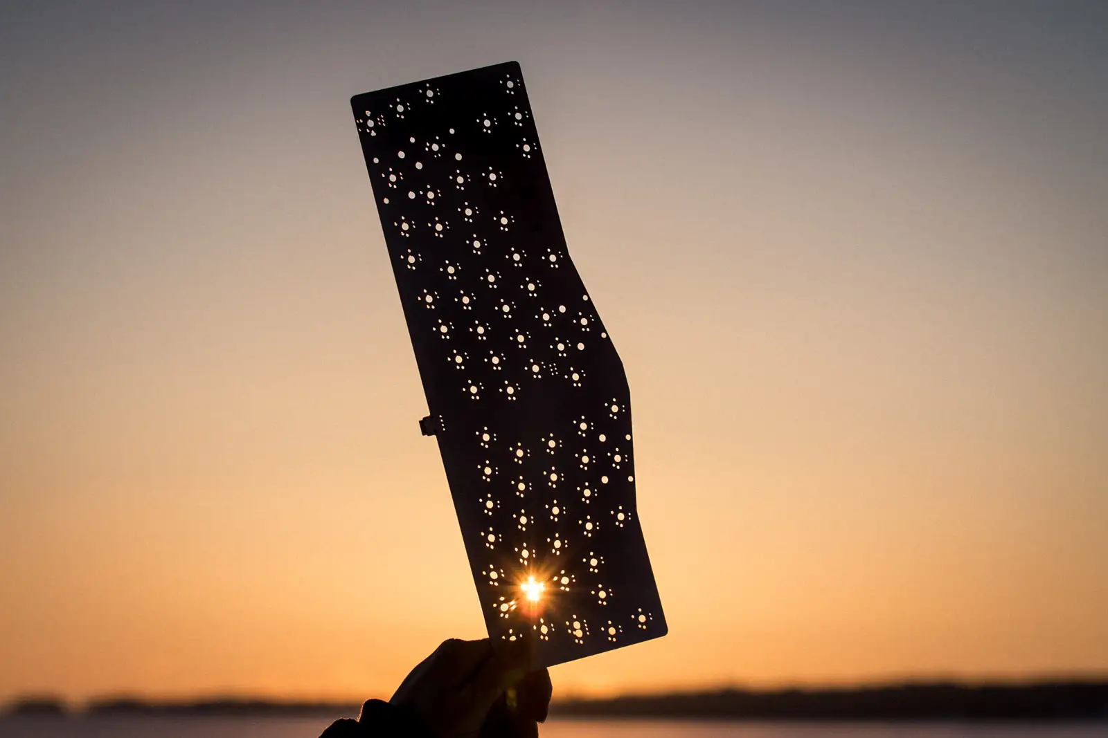 Silhouette of the Neito PCB